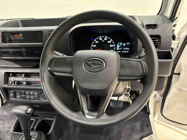 ハイゼットトラックスタンダード　４ＷＤ　ＡＭ／ＦＭラジオ　オートライトハロゲンヘッドランプ　運転席ＳＲＳエアバック　電動式パワーステアリング　ＡＭ／ＦＭラジオ　マニュアルエアコン　スペアタイヤ　ガードフレーム（広島県）の中古車