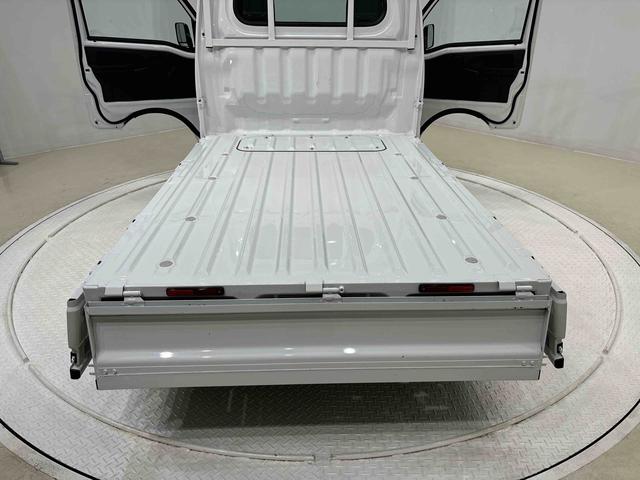 ハイゼットトラックスタンダード　４ＷＤ　ＡＭ／ＦＭラジオ　オートライトハロゲンヘッドランプ　運転席ＳＲＳエアバック　電動式パワーステアリング　ＡＭ／ＦＭラジオ　マニュアルエアコン　スペアタイヤ　ガードフレーム（広島県）の中古車
