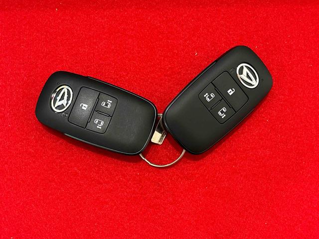 タントカスタムＲＳ　バックカメラ　電動パーキングブレーキＬＥＤオートライト　パワースライドドアウェルカムオープン機能　電動パーキングブレーキ　運転席助手席シートヒーター　アルミホイール　キーフリーシステム　　オート電動格納式ドアミラー（広島県）の中古車