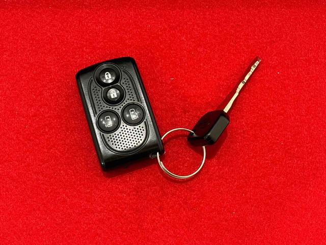 タントカスタムＲＳ　トップエディションＳＡ　両側パワースライドドア純正ナビ装着用アップグレードパック　８インチ純正ナビゲーション　ＥＴＣ　社外ドライブレコーダー　トップシェイドガラス　格納式リヤドアサンシェード　運転席シートリフター　チルトステアリング（広島県）の中古車