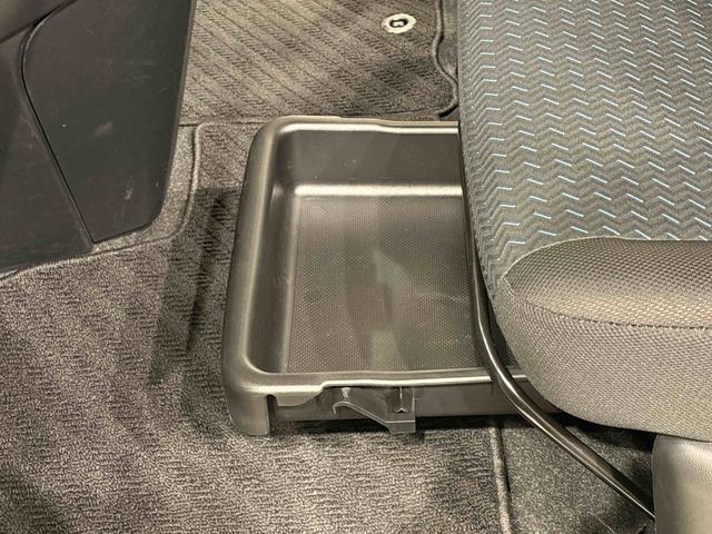 トールカスタムＧ　ターボ　両側電動スライドドア　キーフリーシステム純正ナビ装着用アップグレードパック　全車速追従機能付ＡＣＣ　電動パーキングブレーキブレーキ　オートブレーキホールド機能　運転席シートリフター　チルトステアリング　格納式リヤドアサンシェード（広島県）の中古車