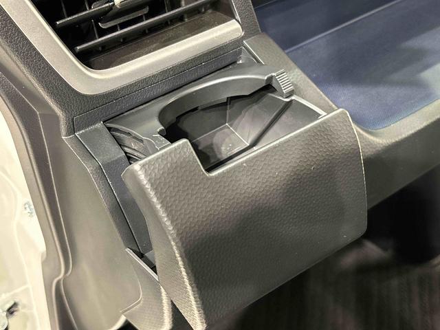 トールカスタムＧ　ターボ　クルーズコントロールＬＥＤヘッドランプ・フォグランプ　　１５インチアルミホイール　オートライト　プッシュボタンスタート　クルーズコントロール　　コーナーセンサー　パワースライドドア　キーフリーシステム（広島県）の中古車