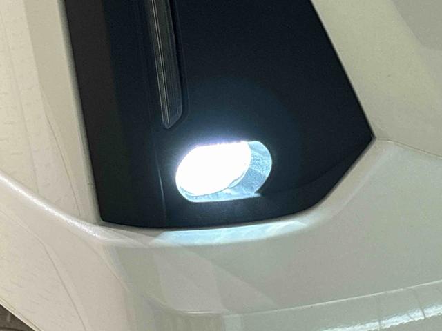 トールカスタムＧ　ターボ　クルーズコントロールＬＥＤヘッドランプ・フォグランプ　　１５インチアルミホイール　オートライト　プッシュボタンスタート　クルーズコントロール　　コーナーセンサー　パワースライドドア　キーフリーシステム（広島県）の中古車