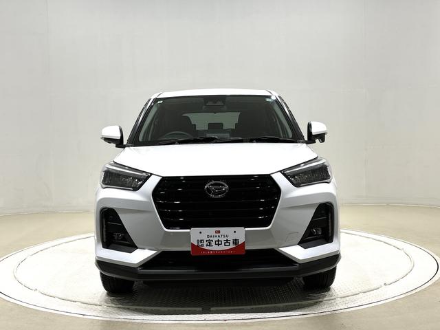 ロッキープレミアムＧＬＥＤヘッドランプ・フォグランプ　全車速追従機能付アダプティブクルーズコントロール　レーンキープコントロール　１７インチアルミホイール　シートヒーター　プッシュボタンスタート（広島県）の中古車