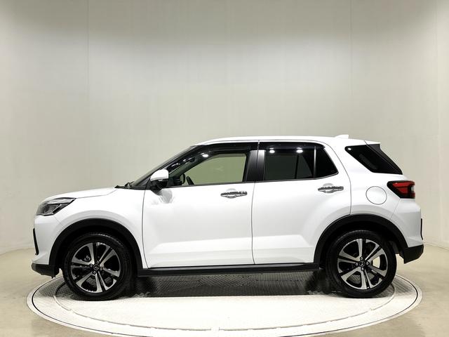 ロッキープレミアムＧＬＥＤヘッドランプ・フォグランプ　全車速追従機能付アダプティブクルーズコントロール　レーンキープコントロール　１７インチアルミホイール　シートヒーター　プッシュボタンスタート（広島県）の中古車