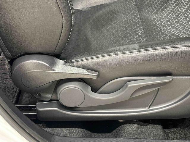 ロッキープレミアムＧＬＥＤヘッドランプ・フォグランプ　全車速追従機能付アダプティブクルーズコントロール　レーンキープコントロール　１７インチアルミホイール　シートヒーター　プッシュボタンスタート（広島県）の中古車