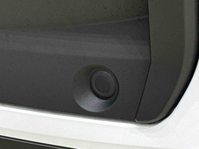 ロッキープレミアムＧＬＥＤヘッドランプ・フォグランプ　全車速追従機能付アダプティブクルーズコントロール　レーンキープコントロール　１７インチアルミホイール　シートヒーター　プッシュボタンスタート（広島県）の中古車