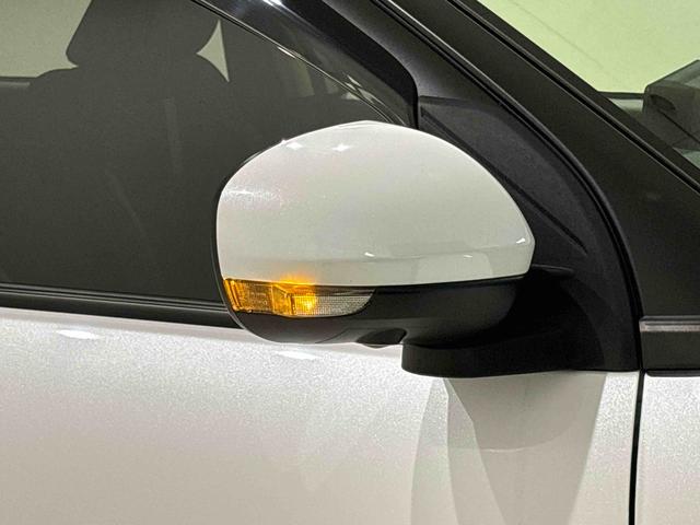 ロッキープレミアムＧＬＥＤヘッドランプ・フォグランプ　全車速追従機能付アダプティブクルーズコントロール　レーンキープコントロール　１７インチアルミホイール　シートヒーター　プッシュボタンスタート（広島県）の中古車