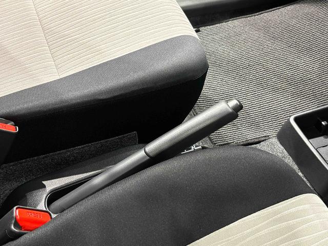 ミライースＸ　ＳＡIIIＬＥＤヘッドランプ　セキュリティアラーム　コーナーセンサー　１４インチフルホイールキャップ　キーレスエントリー　電動格納式ドアミラー　ショツピングフック　マニュアルエアコン（広島県）の中古車