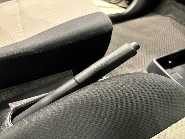 ミライースＧ　ＳＡIIIＬＥＤヘッドランプ　運転席・助手席シートヒーター　オートライト　プッシュボタンスタート　セキュリティアラーム　コーナーセンサー　１４インチアルミホイール　キーフリーシステム（広島県）の中古車