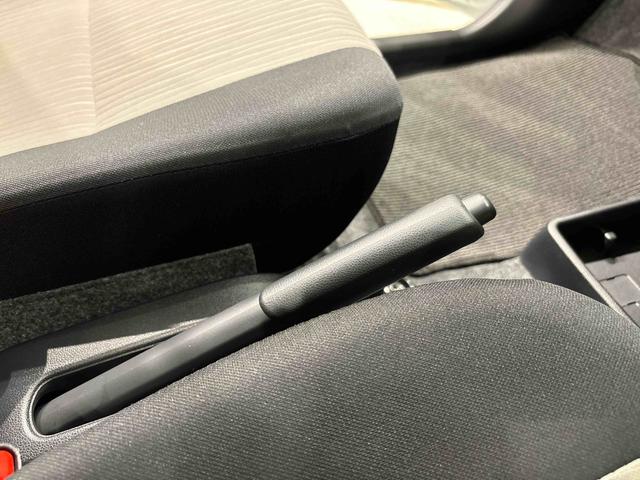 ミライースＸ　ＳＡIIIＬＥＤヘッドランプ　セキュリティアラーム　コーナーセンサー　１４インチフルホイールキャップ　キーレスエントリー　電動格納式ドアミラー　ショツピングフック　マニュアルエアコン（広島県）の中古車