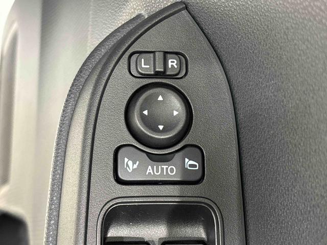 タントカスタムＲＳＬＥＤオートライト　パワースライドドアウェルカムオープン機能　電動パーキングブレーキ　運転席助手席シートヒーター　アルミホイール　キーフリーシステム　　オート電動格納式ドアミラー（広島県）の中古車