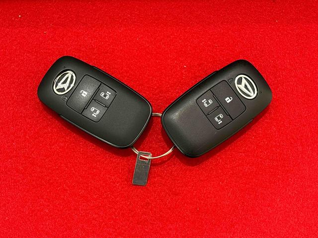 タントカスタムＲＳ　電動パーキングブレーキＬＥＤオートライト　パワースライドドアウェルカムオープン機能　電動パーキングブレーキ　運転席助手席シートヒーター　アルミホイール　キーフリーシステム　　オート電動格納式ドアミラー（広島県）の中古車