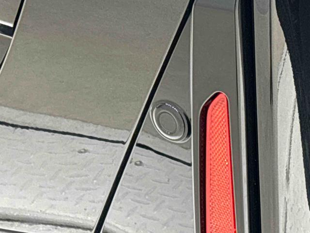 タントカスタムＲＳ　バックカメラ　電動パーキングブレーキＬＥＤオートライト　パワースライドドアウェルカムオープン機能　オート電動格納式ドアミラー　助手席ロングスライド　助手席イージークローザー　アルミホイール　キーフリーシステム（広島県）の中古車