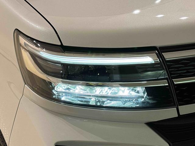 タントカスタムRS ターボ 両側電動スライドドア 電動パーキングLEDヘッドライト LEDフォグランプ アダプティブドライビングビーム オートライト デイライト オートエアコン バックカメラ ステアリングスイッチ コーナーセンサー 衝突回避支援システム搭載(広島県)の中古車