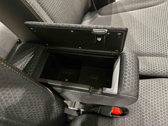 スペーシアギアハイブリッドＸＺ　　ナビ・バックカメラ・ＥＴＣ付き契約後点検あり／メーカー保証（保証継承付）／延長保証追加／両側電動スライドドア／オートエアコン／シートヒーター／オートライト／キーフリー／ＬＥＤヘッドライト／エンジンプッシュボタン（広島県）の中古車