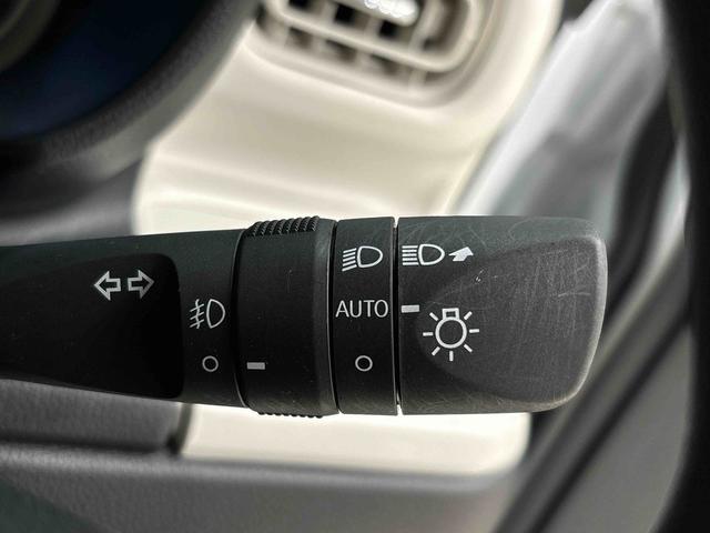 ムーヴキャンバスストライプスＧ　バックカメラ　電動パーキングブレーキＬＥＤオートライト・フォグランプ　電動パーキングブレーキ　プッシュボタンスタート　セキュリティアラーム　バックカメラ　両側パワースライドドアウエルカムオープン機能　オート電動格納式ドアミラー（広島県）の中古車