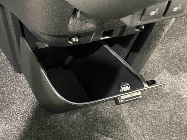 ムーヴキャンバスストライプスＧ　バックカメラ　電動パーキングブレーキＬＥＤオートライト・フォグランプ　電動パーキングブレーキ　プッシュボタンスタート　セキュリティアラーム　バックカメラ　両側パワースライドドアウエルカムオープン機能　オート電動格納式ドアミラー（広島県）の中古車