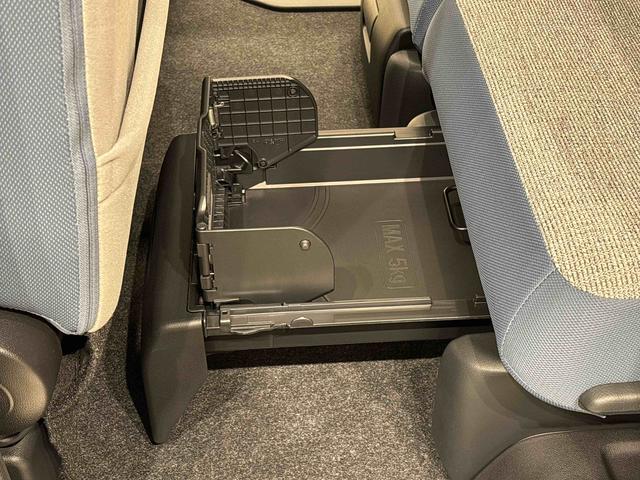 ムーヴキャンバスストライプスＧ　バックカメラ　電動パーキングブレーキＬＥＤオートライト・フォグランプ　電動パーキングブレーキ　プッシュボタンスタート　セキュリティアラーム　バックカメラ　両側パワースライドドアウエルカムオープン機能　オート電動格納式ドアミラー（広島県）の中古車