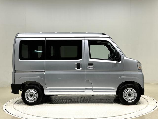 ハイゼットカーゴＤＸ　４ＷＤ　マニュアルエアコン　ＡＭ／ＦＭラジオハロゲンヘッドランプ　トップシェイドガラス　コーナーセンサー　オーバーヘッドシェルフ　フロントドアパワーウインドウ　キーレスエントリー　ＡＭ／ＦＭラジオ　テンパータイヤ　スチールホイール（広島県）の中古車