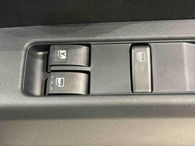 ハイゼットカーゴＤＸ　４ＷＤ　マニュアルエアコン　ＡＭ／ＦＭラジオハロゲンヘッドランプ　トップシェイドガラス　コーナーセンサー　オーバーヘッドシェルフ　フロントドアパワーウインドウ　キーレスエントリー　ＡＭ／ＦＭラジオ　テンパータイヤ　スチールホイール（広島県）の中古車