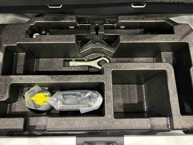 ミライースＸ　ＳＡIII　オートライト　キーレスＬＥＤヘッドランプ　セキュリティアラーム　コーナーセンサー　１４インチフルホイールキャップ　キーレスエントリー　電動格納式ドアミラー　ショツピングフック　マニュアルエアコン（広島県）の中古車