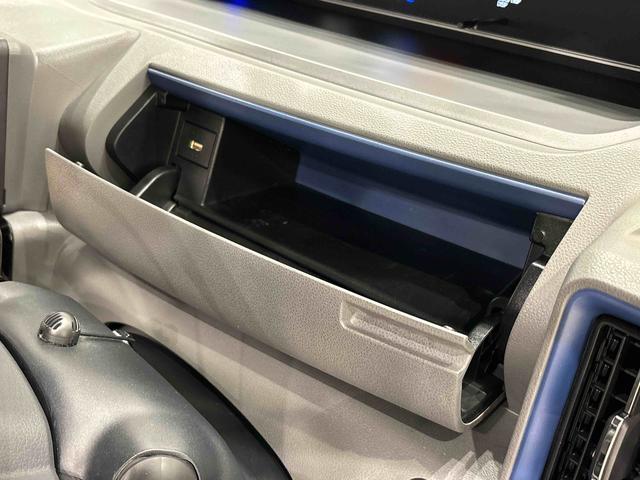 タントカスタムＸセレクションＬＥＤオートライト　パワースライドドアウェルカムオープン機能　オート電動格納式ドアミラー　助手席ロングスライド　助手席イージークローザー　アルミホイール　キーフリーシステム（広島県）の中古車