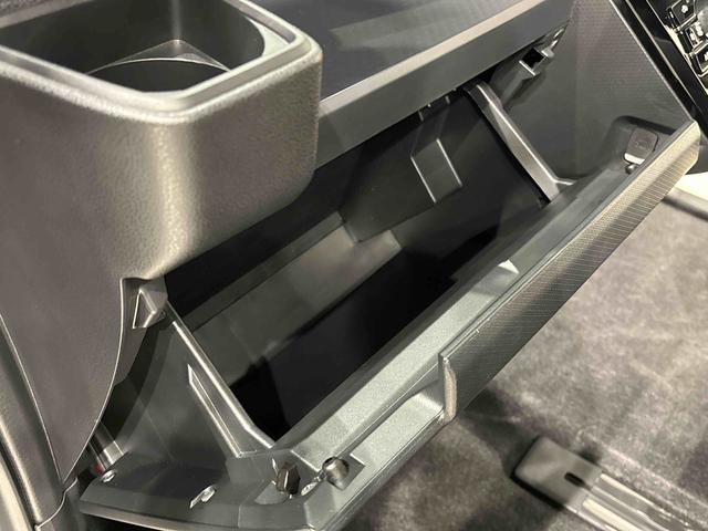 タントカスタムＸＬＥＤオートライト　パワースライドドアウェルカムオープン機能　オート電動格納式ドアミラー　助手席ロングスライド　助手席イージークローザー　アルミホイール　キーフリーシステム（広島県）の中古車