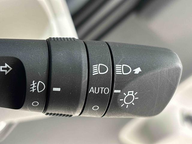 ムーヴキャンバスストライプスＧ　バックモニター対応カメラ　シートヒーターＬＥＤオートライト・フォグランプ　電動パーキングブレーキ　プッシュボタンスタート　セキュリティアラーム　　両側パワースライドドアウエルカムオープン機能　オート格納式電動ドアミラー　ホットカップホルダー（広島県）の中古車