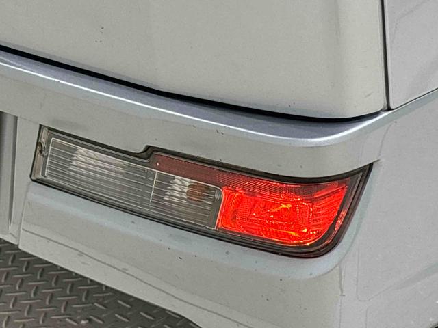 ハイゼットカーゴスペシャル　ＥＴＣハロゲンヘッドランプ　荷室ランプ　ＡＭ・ＦＭラジオ　テンパータイヤ　スチールホイール　マニュアルエアコン　アイドリングストップ（広島県）の中古車