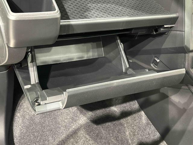 タフトＧ　クロムベンチャー　　シートヒーター　　ＬＥＤヘッドライトスカイフィールトップ　クロムパック　メッキパック　シルバーアンダーガーニッシュ　インテリアアクセント　ＬＥＤオートライト＆フォグランプ　電動パーキングブレーキ　バックカメラ　アルミホイール（広島県）の中古車