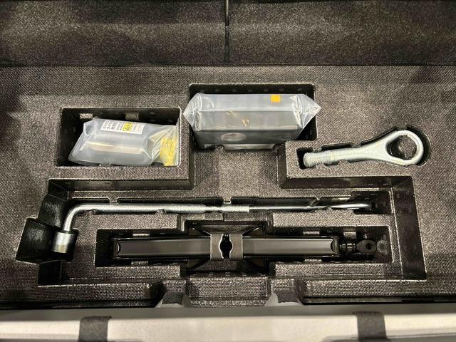 タフトＧ　クロムベンチャー　　シートヒーター　　ＬＥＤヘッドライトスカイフィールトップ　クロムパック　メッキパック　シルバーアンダーガーニッシュ　インテリアアクセント　ＬＥＤオートライト＆フォグランプ　電動パーキングブレーキ　バックカメラ　アルミホイール（広島県）の中古車