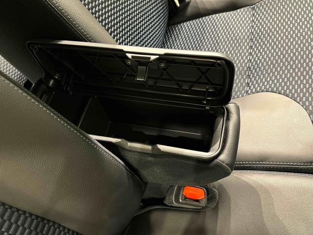 タントカスタム　ＲＳ　バックカメラ　衝突回避支援システム搭載ＬＥＤヘッドランプ＆フォグランプ　ミラクルオープンドア　キーフリーシステム　オート電動格納ドアミラー　両側電動スライドドア　ＳＲＳサイドエアバッグ＆カーテンシールドエアバッグ　フロントシートヒーター（広島県）の中古車