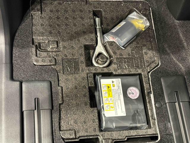 タントカスタム　ＲＳ　バックカメラ　衝突回避支援システム搭載ＬＥＤヘッドランプ＆フォグランプ　ミラクルオープンドア　キーフリーシステム　オート電動格納ドアミラー　両側電動スライドドア　ＳＲＳサイドエアバッグ＆カーテンシールドエアバッグ　フロントシートヒーター（広島県）の中古車
