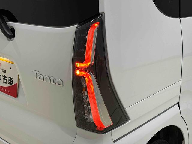 タントカスタムＲＳ　電動パーキングブレーキ　コーナーセンサーＬＥＤオートライト　パワースライドドアウェルカムオープン機能　運転席助手席シートヒーター　アルミホイール　キーフリーシステム　　オート電動格納式ドアミラー　両側パワースライドドア　シートバックテーブル（広島県）の中古車