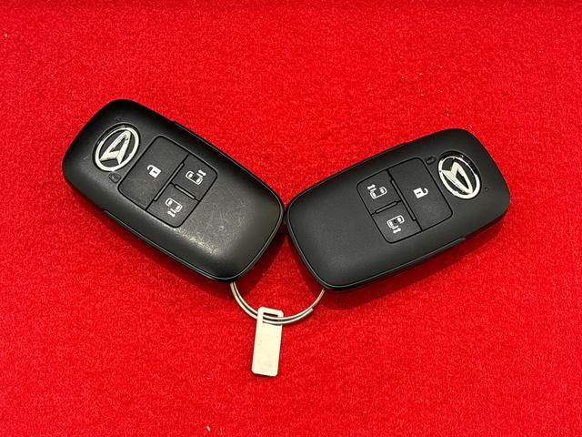 タントカスタムＲＳ　電動パーキングブレーキ　コーナーセンサーＬＥＤオートライト　パワースライドドアウェルカムオープン機能　運転席助手席シートヒーター　アルミホイール　キーフリーシステム　　オート電動格納式ドアミラー　両側パワースライドドア　シートバックテーブル（広島県）の中古車