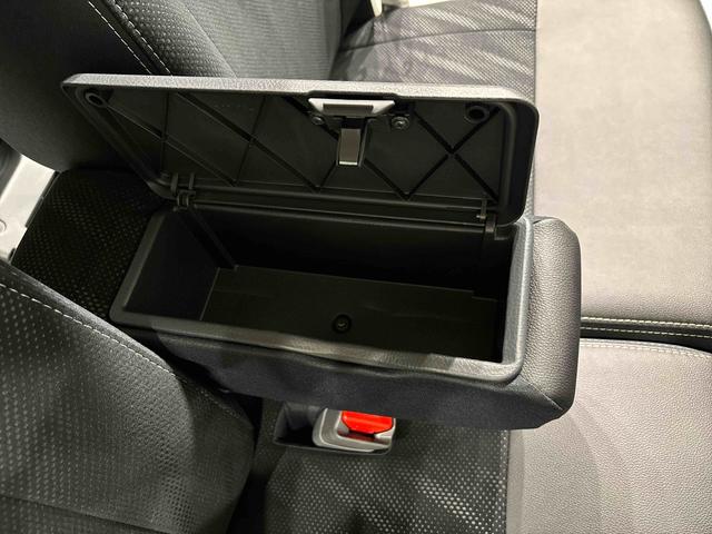 タントカスタムＲＳ　トップエディションＳＡIII　キーフリー純正ナビ装着用アップグレードパック　両側電動スライドドア　運転席シートヒーター　本革巻ステアリングホイール　トップシェイドガラス　格納式リヤドアサンシェード　運転席シートリフター　チルトステアリング（広島県）の中古車
