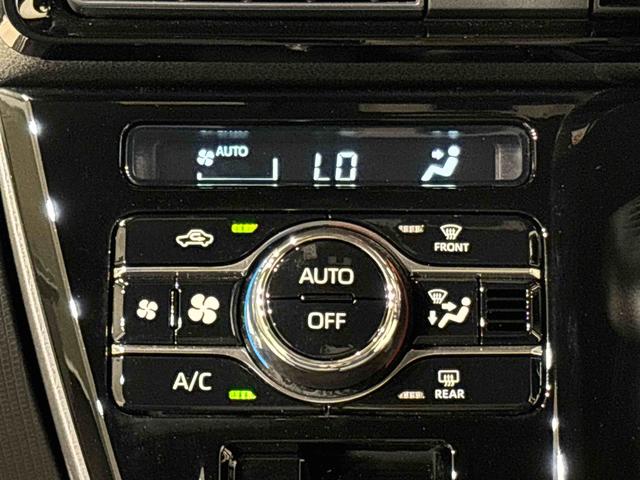 タントカスタムＲＳ　ターボ　運転席・助手席シートヒーター純正ナビ装着用アップグレードパック　両側電動スライドドア　電動パーキングブレーキブレーキ　オートブレーキホールド機能　運転席シートリフター　チルトステアリング　格納式リヤドアサンシェード（広島県）の中古車