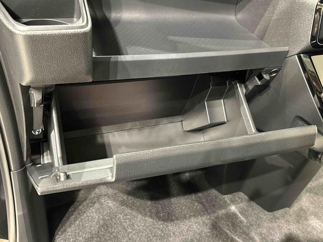 タントカスタムＲＳ　ターボ　運転席・助手席シートヒーター純正ナビ装着用アップグレードパック　両側電動スライドドア　電動パーキングブレーキブレーキ　オートブレーキホールド機能　運転席シートリフター　チルトステアリング　格納式リヤドアサンシェード（広島県）の中古車