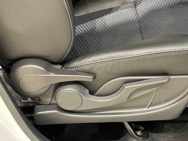 タントカスタムＲＳ　バックカメラ　電動パーキングブレーキＬＥＤオートライト　パワースライドドアウェルカムオープン機能　オート電動格納式ドアミラー　助手席ロングスライド　助手席イージークローザー　アルミホイール　キーフリーシステム（広島県）の中古車