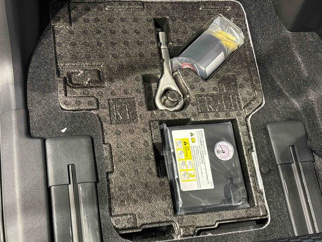 タントカスタムＲＳ　バックカメラ　電動パーキングブレーキＬＥＤオートライト　パワースライドドアウェルカムオープン機能　オート電動格納式ドアミラー　助手席ロングスライド　助手席イージークローザー　アルミホイール　キーフリーシステム（広島県）の中古車