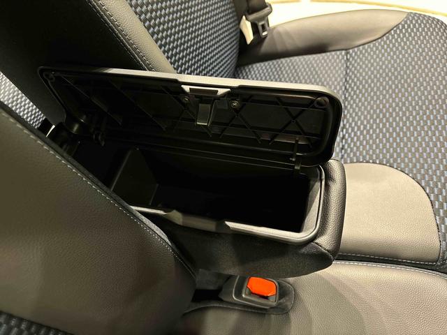 タントカスタムＸ　パノラマモニターＬＥＤオートライト　パワースライドドアウェルカムオープン機能　電動パーキングブレーキ　運転席助手席シートヒーター　アルミホイール　キーフリーシステム　　オート電動格納式ドアミラー（広島県）の中古車