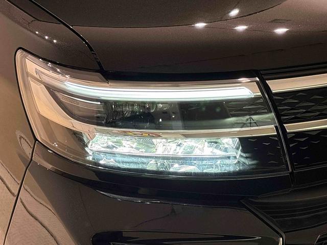 タントカスタムＲＳ　電動パーキングブレーキＬＥＤオートライト　パワースライドドアウェルカムオープン機能　電動パーキングブレーキ　運転席助手席シートヒーター　アルミホイール　キーフリーシステム　　オート電動格納式ドアミラー（広島県）の中古車