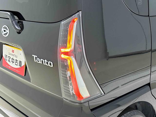 タントカスタムＲＳ　電動パーキングブレーキＬＥＤオートライト　パワースライドドアウェルカムオープン機能　電動パーキングブレーキ　運転席助手席シートヒーター　アルミホイール　キーフリーシステム　　オート電動格納式ドアミラー（広島県）の中古車