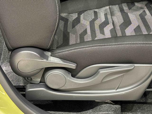 タフトＧ　クロムベンチャー　電動パーキングブレーキブレーキ純正ナビ装着用アップグレードパック　運転席・助手席シートヒーター　本革巻ステアリングホイール　リバース連動リヤワイパー　助手席シートアンダートレイ　オートブレーキホールド機能（広島県）の中古車