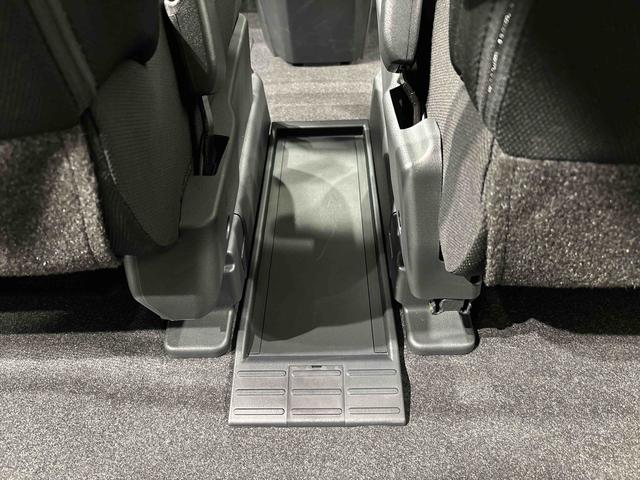 トールカスタム　Ｇ　　　電子パーキング　　両側パワースライドドア契約後点検込み／メーカー保証（保証継承付）／延長保証追加プランあり／ＬＥＤヘッドランプ／１４インチアルミホイール／プッシュボタンスタート／クルーズコントロール／コーナーセンサー／パワースライドドア（広島県）の中古車