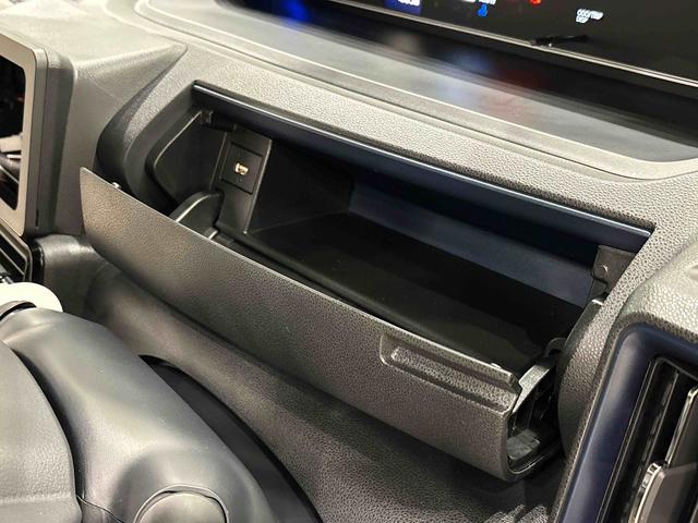 タントカスタムRS 両側パワースライドドアLEDオートライト  電動パーキングブレーキ 運転席助手席シートヒーター アルミホイール キーフリーシステム  オート電動格納式ドアミラー(広島県)の中古車