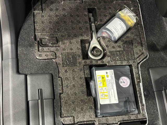 タントカスタムＲＳＬＥＤオートライト　パワースライドドアウェルカムオープン機能　電動パーキングブレーキ　運転席助手席シートヒーター　アルミホイール　キーフリーシステム　　オート電動格納式ドアミラー（広島県）の中古車