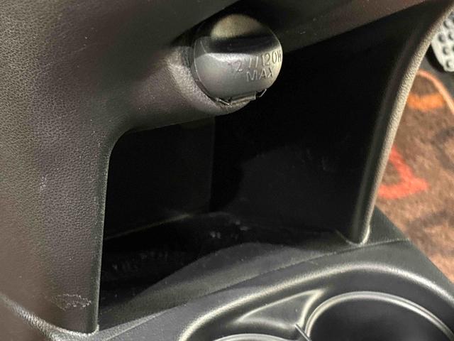 ミラココアココアプラスＸ　ナビゲーション　ＥＴＣ車載器セキュリティアラーム　フルホイールキャップ　キーフリーシステム　ショツピングフック　オートエアコン（広島県）の中古車