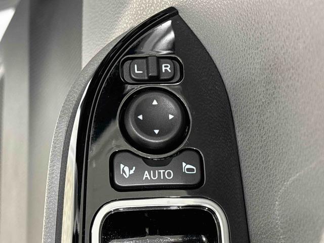 タントカスタムＲＳセレクションＬＥＤオートライト　パワースライドドアウェルカムオープン機能　オート電動格納式ドアミラー　助手席ロングスライド　助手席イージークローザー　アルミホイール　キーフリーシステム（広島県）の中古車